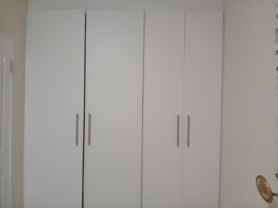 3 Bedroom Property for Sale in Cove Rock Eastern Cape